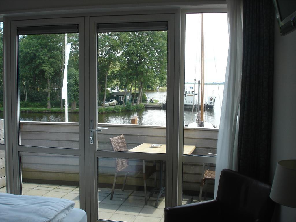 Hotel Restaurant Ie Sicht De Veenhoop Exterior photo
